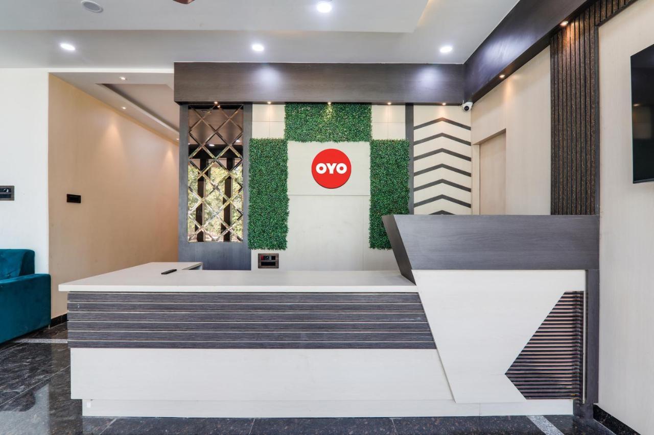 Oyo Flagship Seth Vila Hotel 3*